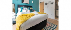 NEW: Bright & Stylish Perfect Studio for 2
